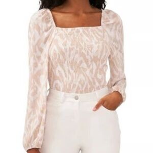 HALOGEN NWOT Variegated Smocked Long
Puff Sleeve Blouse in Pink/White -Size S